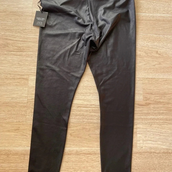 SIMPLY VERA- VERAWANG FAUX LEATHER LEGGINGS HIGH RISE LARGE - Picture 5 of 5